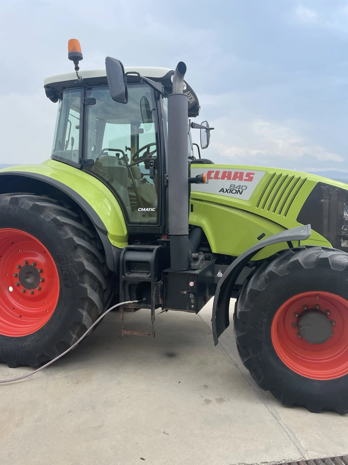 Трактор Claas AXION840 - изображение 3