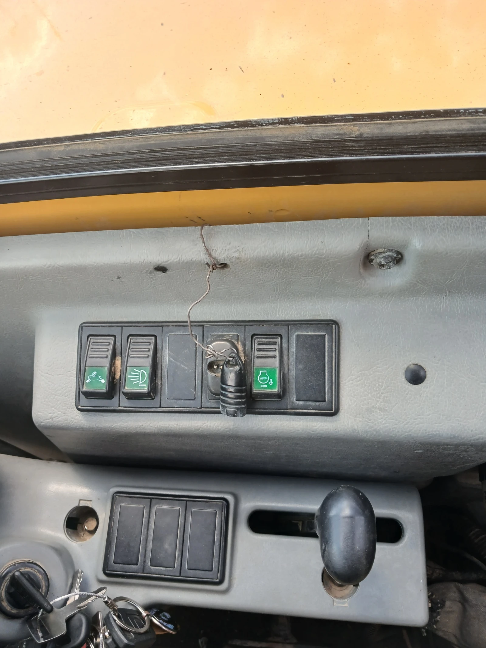 Багер Volvo ECR 28, снимка 16 - Индустриална техника - 54866178