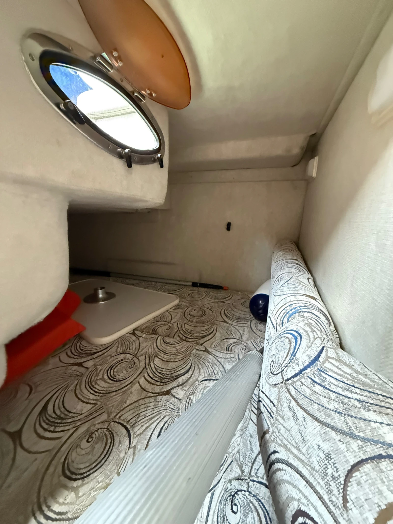 Моторна яхта Sea Ray 240, снимка 5 - Воден транспорт - 55642348