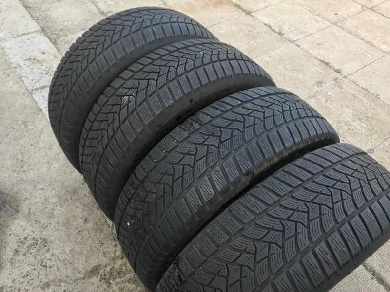 Гуми Зимни 215/60R16, снимка 6 - Гуми и джанти - 27527519