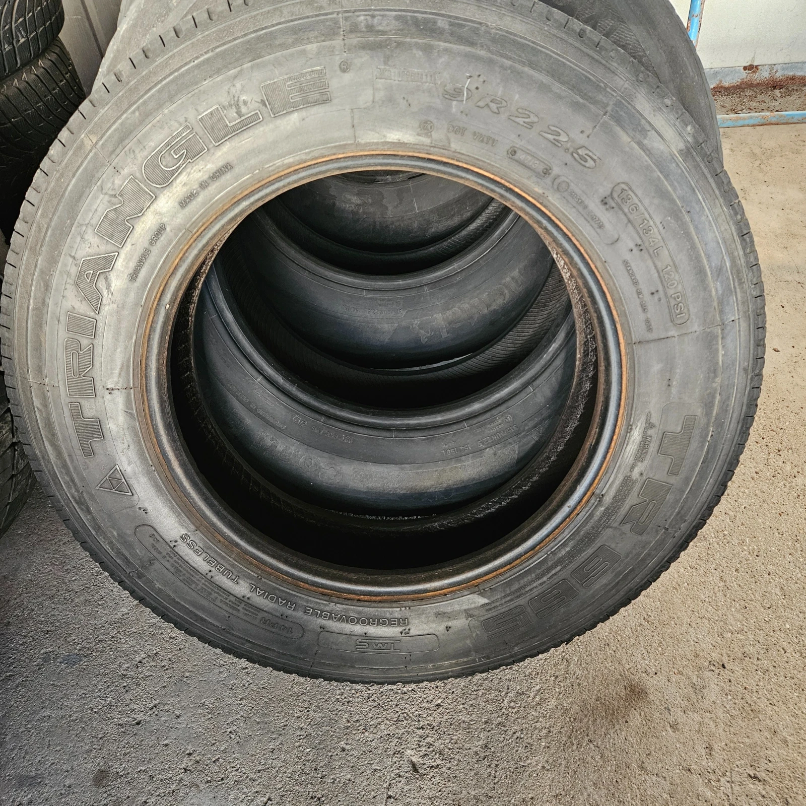 ���� 235/80R22.5 | Mobile.bg � ����������� 5