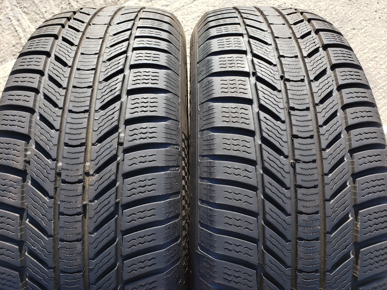 ���� 215/65R16 | Mobile.bg � ����������� 2