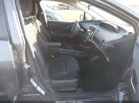 Toyota Prius Le Awd-E * КРАЙНА ЦЕНА* , снимка 5