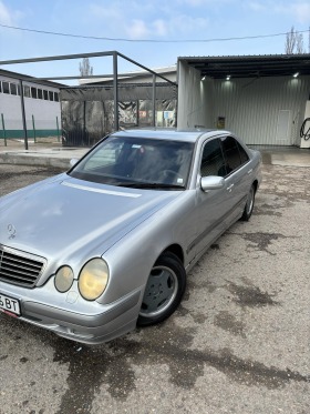 Обява за продажба на Mercedes-Benz E 220 ~2 700 лв. - изображение 1