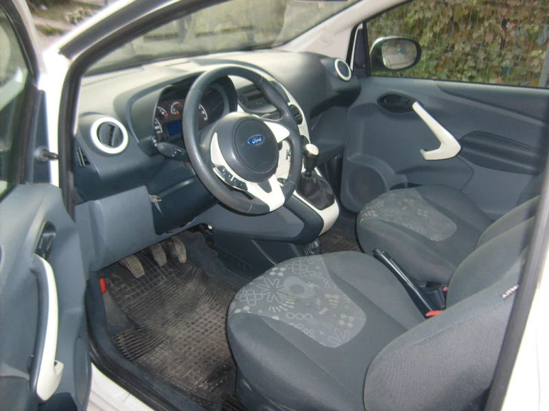 Ford Ka 1.3i-70к-KLIMA, снимка 7 - Автомобили и джипове - 48662414