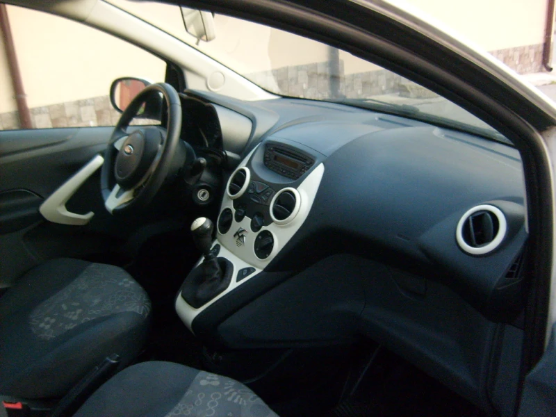 Ford Ka 1.3i-70к-KLIMA, снимка 10 - Автомобили и джипове - 48662414