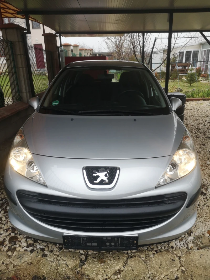 Peugeot 207 1, 4i Отлична , снимка 7 - Автомобили и джипове - 48419151