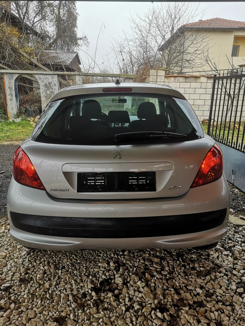 Peugeot 207 1, 4i Отлична , снимка 3 - Автомобили и джипове - 48419151