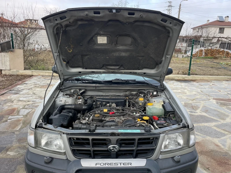 Subaru Forester, снимка 6 - Автомобили и джипове - 48519042