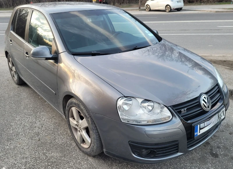 VW Golf, снимка 2 - Автомобили и джипове - 48999742