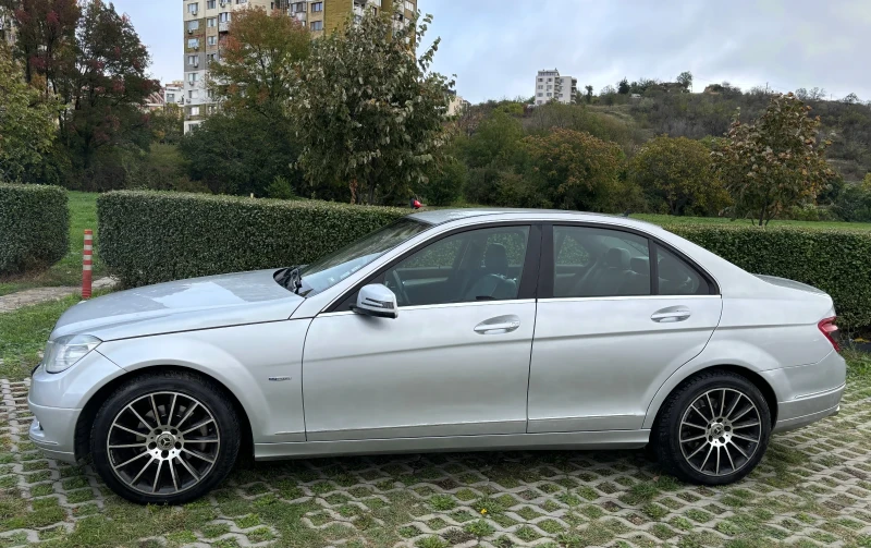 Mercedes-Benz C 220 C 220CDI, снимка 3 - Автомобили и джипове - 49507572