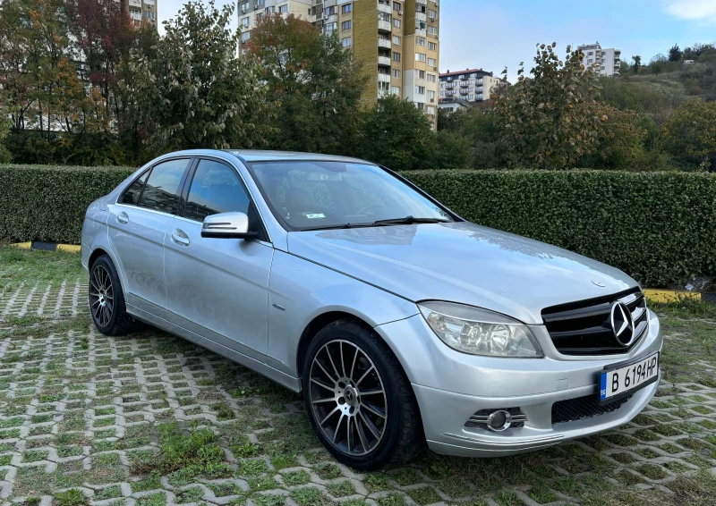 Mercedes-Benz C 220 C 220CDI, снимка 1 - Автомобили и джипове - 49507572