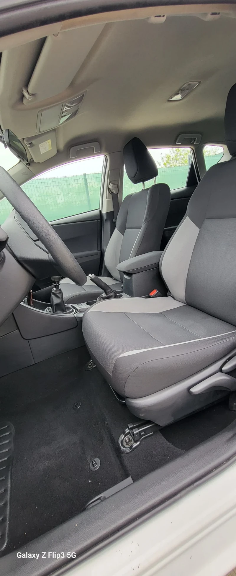 Toyota Auris 1330 VVT-I, снимка 9 - Автомобили и джипове - 52734462