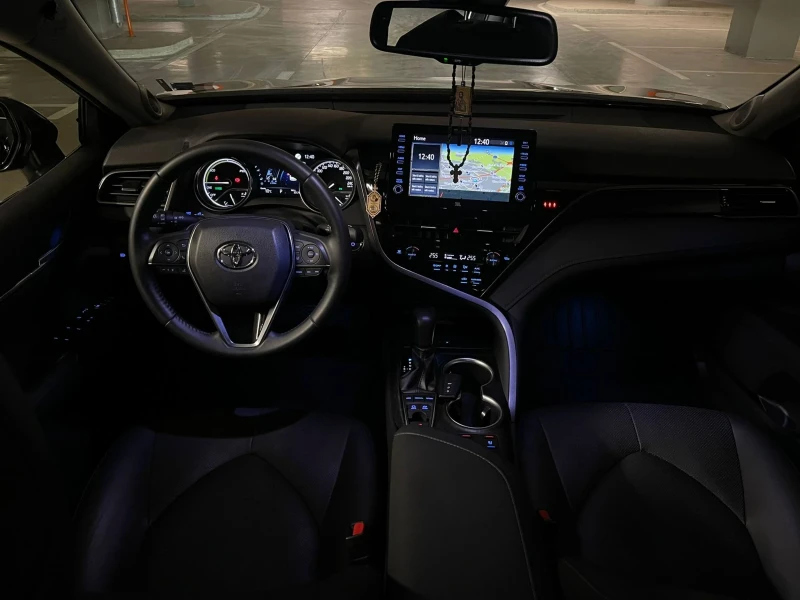 Toyota Camry Lucshary , снимка 8 - Автомобили и джипове - 50404771
