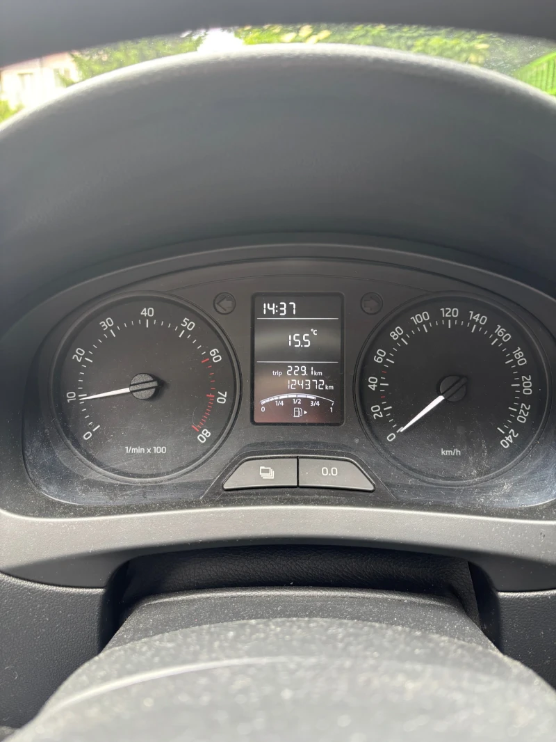 Skoda Rapid, снимка 4 - Автомобили и джипове - 52474716