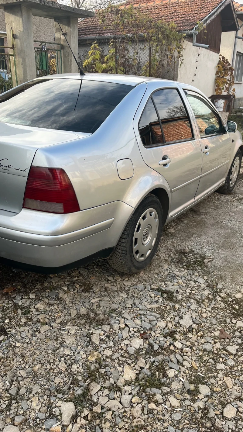 VW Bora 1.9, снимка 5 - Автомобили и джипове - 52443728