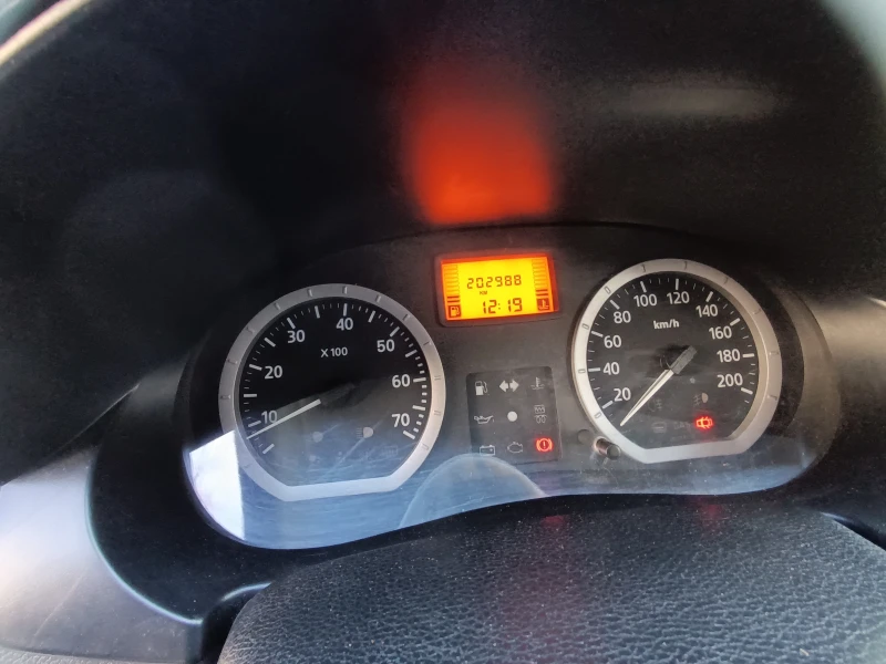 Dacia Logan, снимка 5 - Автомобили и джипове - 53083951