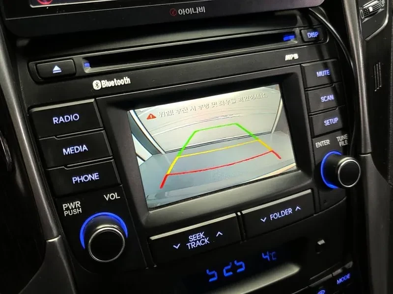 Hyundai Sonata 2.0, снимка 14 - Автомобили и джипове - 53558380