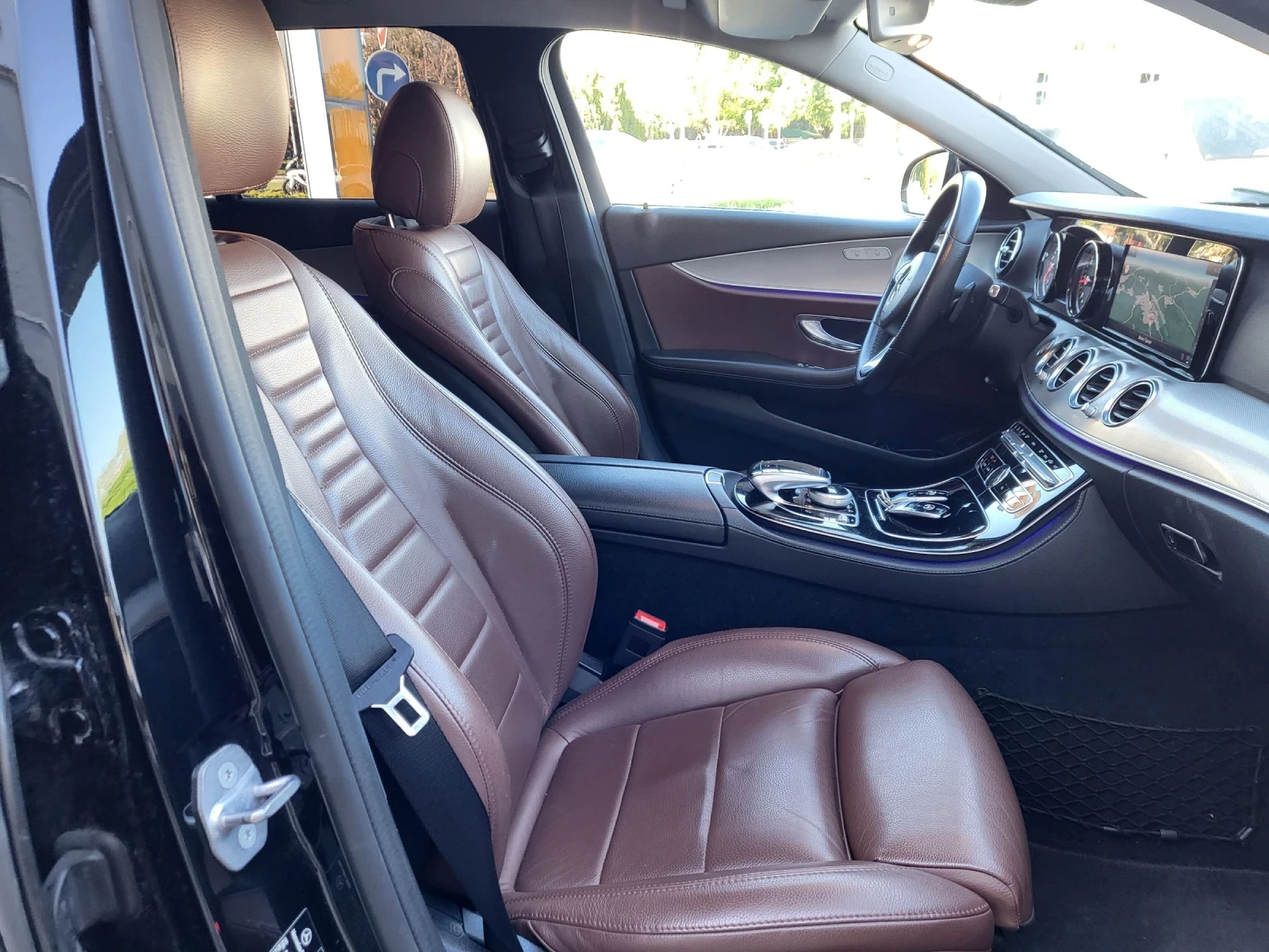 Mercedes-Benz E 220  - изображение 10