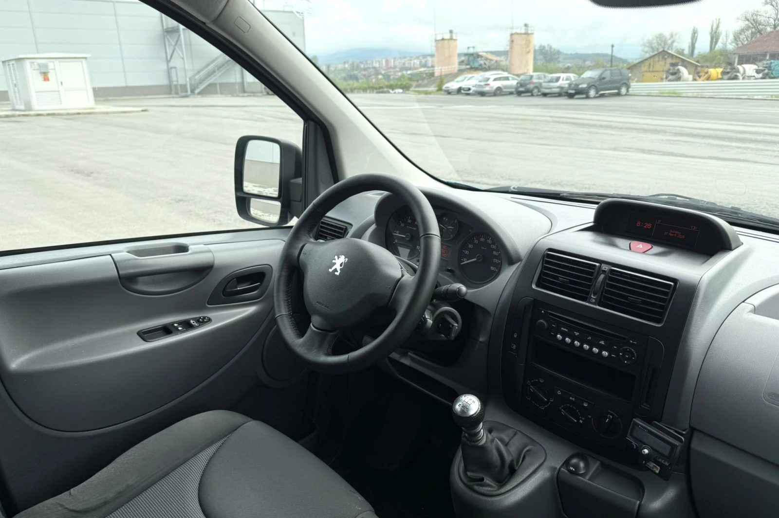 Peugeot Expert 2.0 HDI Клима 6 места - изображение 10