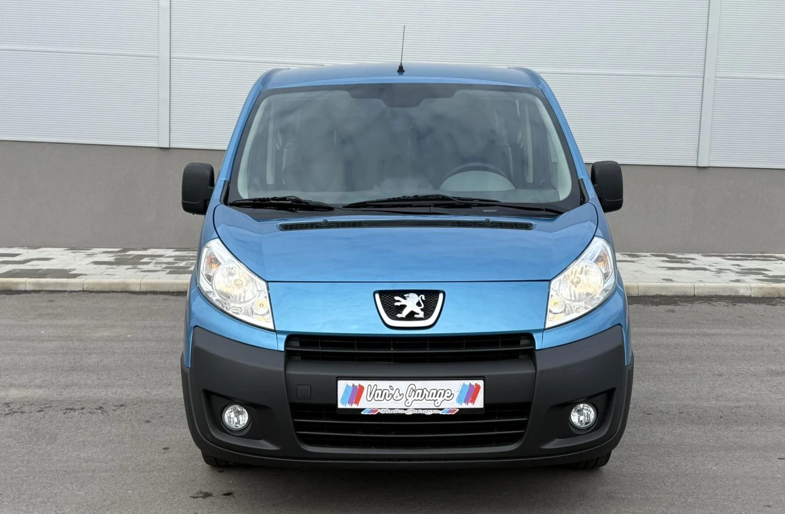 Peugeot Expert 2.0 HDI Клима 6 места - изображение 2