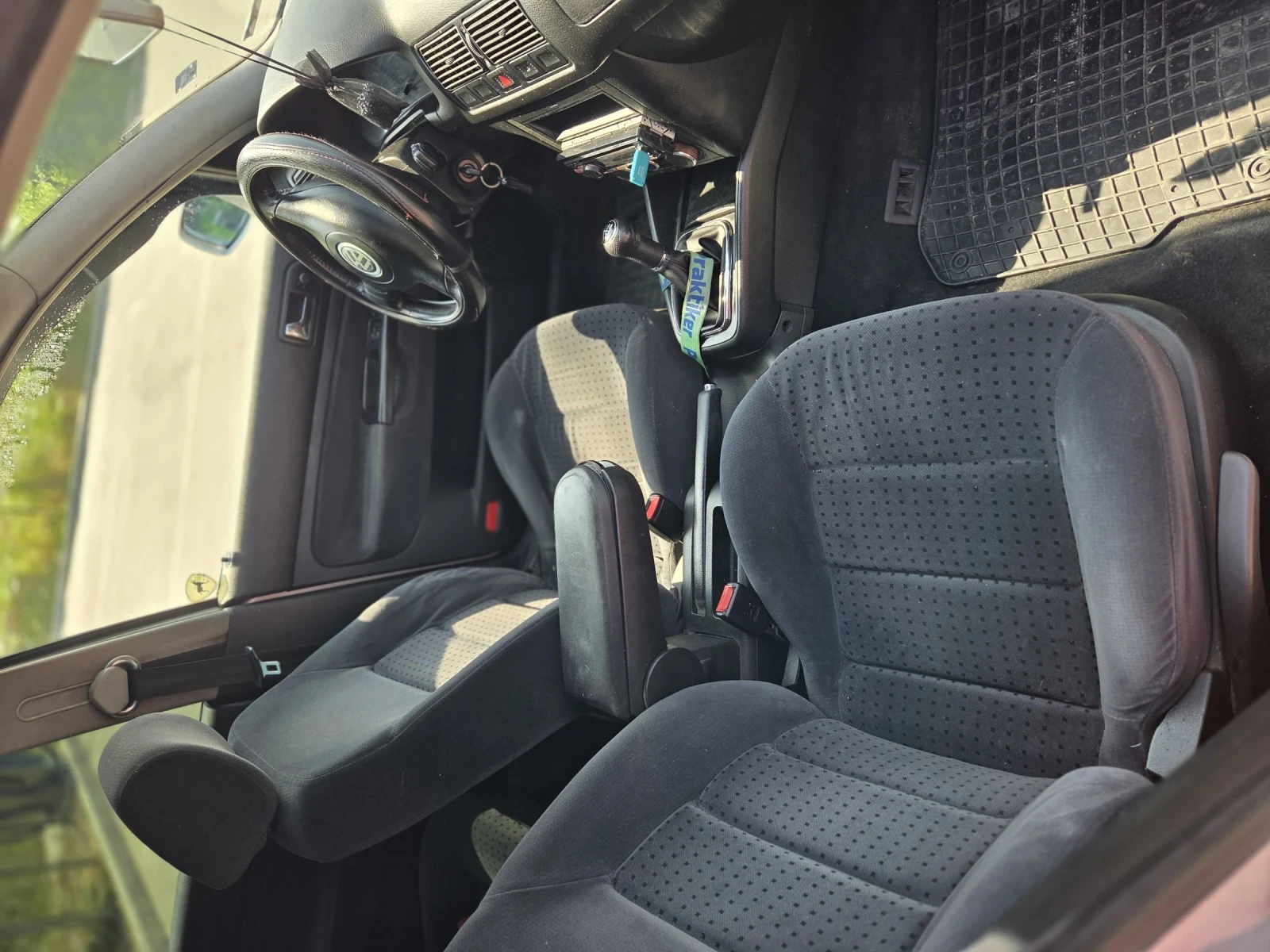 VW Golf  - изображение 9