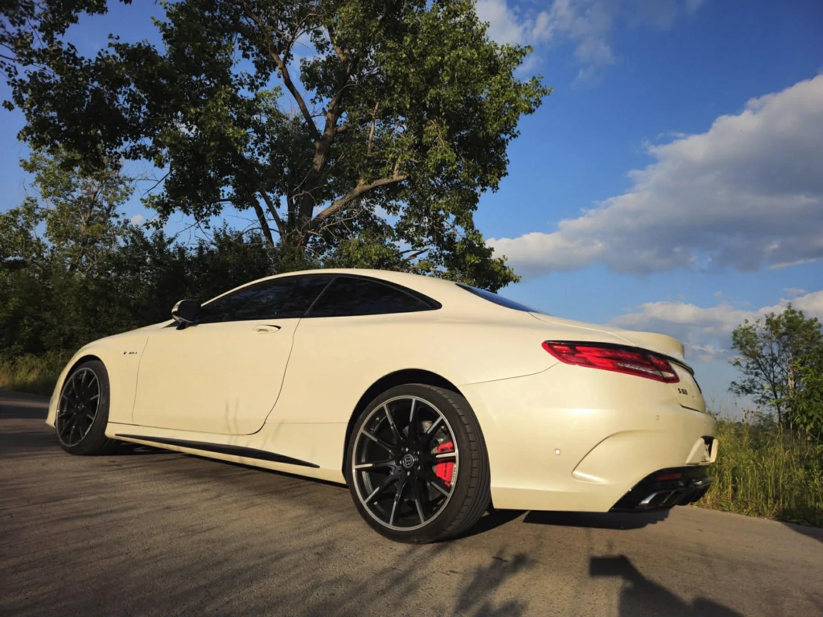 Mercedes-Benz S 63 AMG  - изображение 8