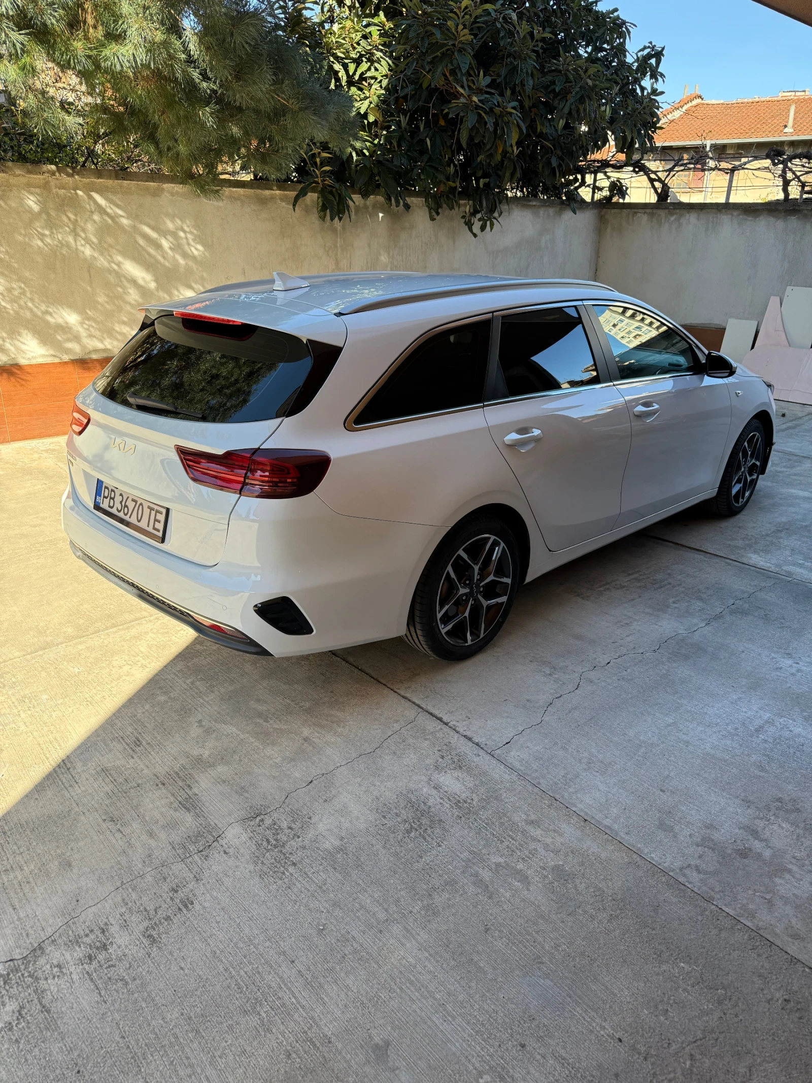 Kia Ceed 1.6 Mild-Hybrid , снимка 9 - Автомобили и джипове - 54140703