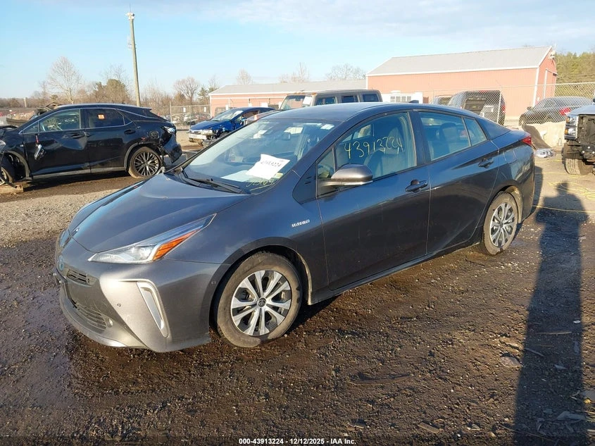 Toyota Prius Le Awd-E * КРАЙНА ЦЕНА* , снимка 2 - Автомобили и джипове - 54491725