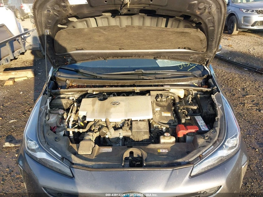 Toyota Prius Le Awd-E * КРАЙНА ЦЕНА* , снимка 10 - Автомобили и джипове - 54491725