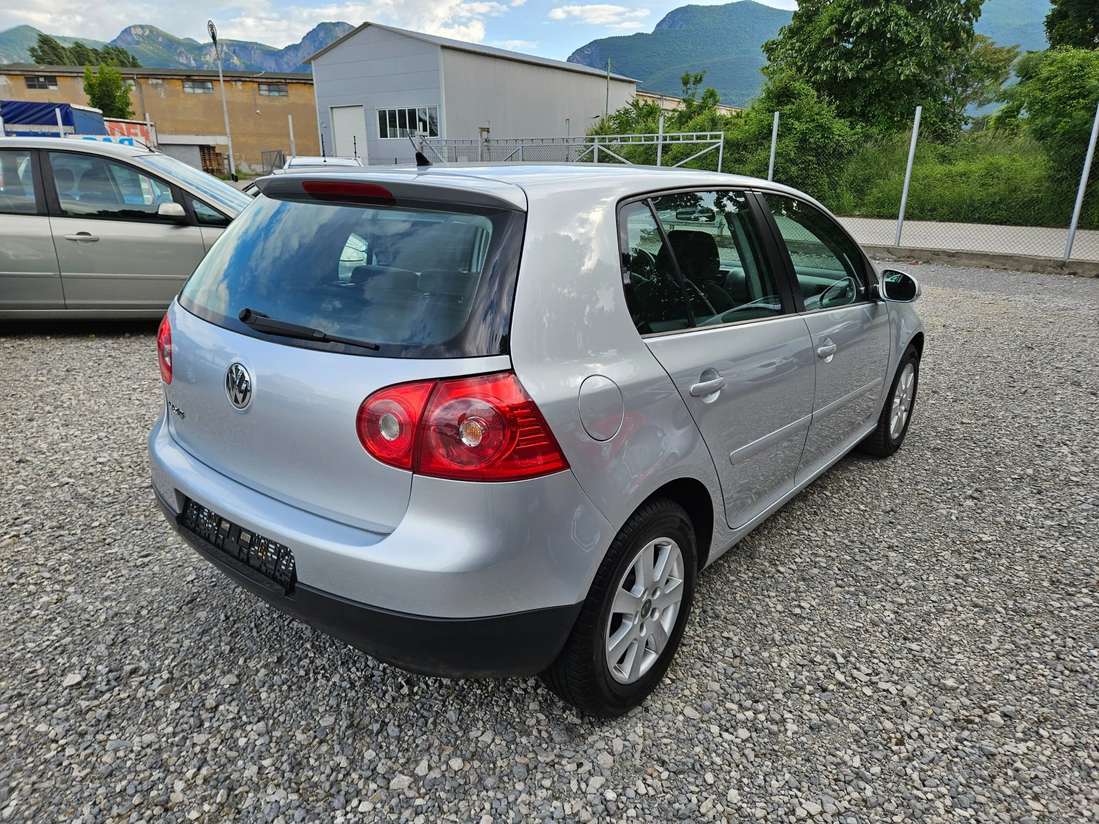 VW Golf 1.4 бензин 80кс, снимка 3 - Автомобили и джипове - 54634097