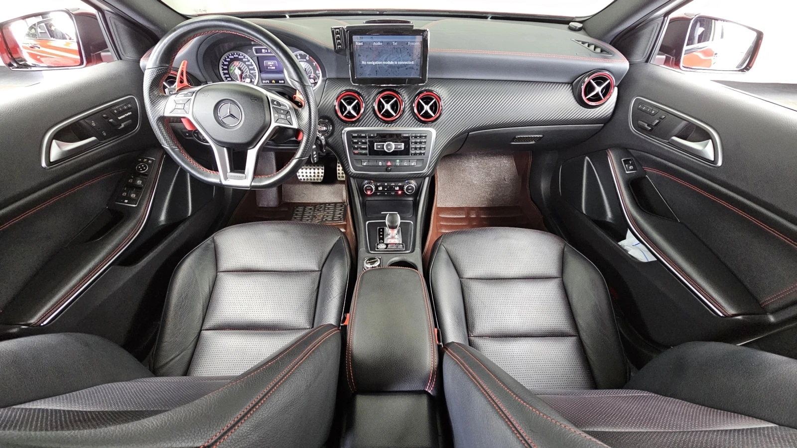 Mercedes-Benz A45 AMG КРАЙНА ЦЕНА, снимка 7 - Автомобили и джипове - 54645550