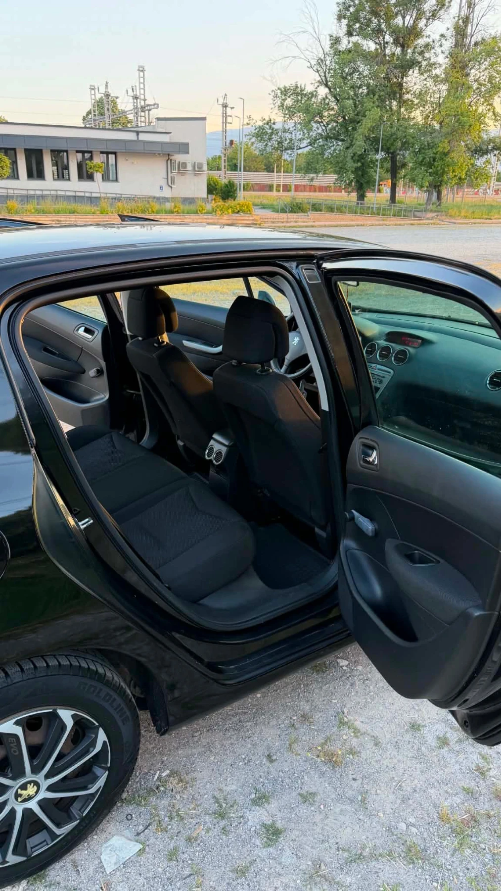 Peugeot 308 1.6, снимка 7 - Автомобили и джипове - 55003272