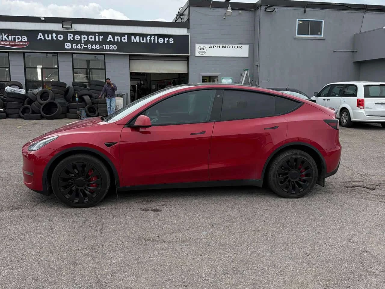 Tesla Model Y * Long Range * АВТОКРЕДИТ БЕЗ ПЪРВОНАЧЛНА ВНОСКА* , снимка 2 - Автомобили и джипове - 55049735