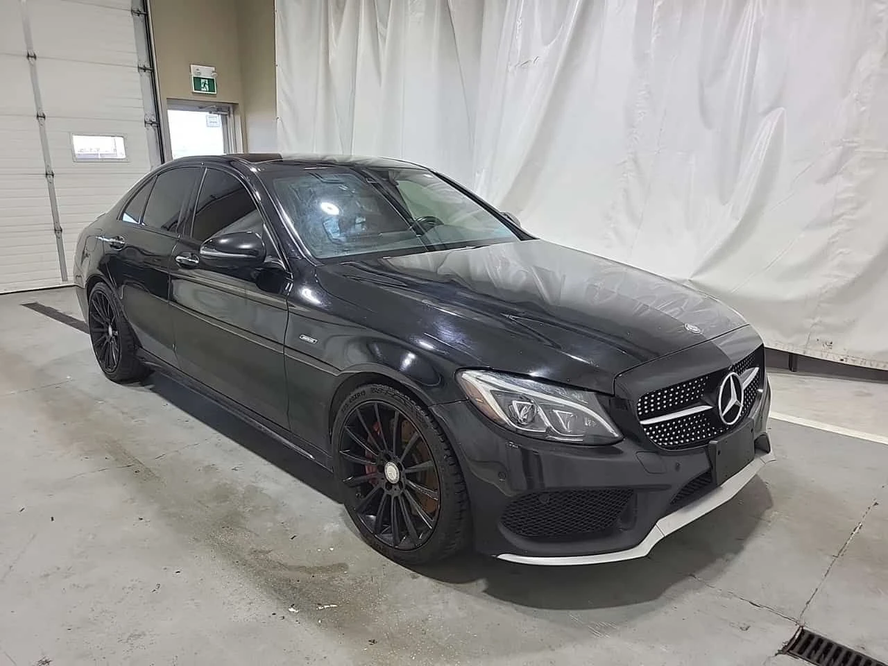 Mercedes-Benz C 450 AMG CARFAX/ПОДГРЕВ/ЧЕРВЕН САЛОН/ПАНОРАМА/ПОДГРЕВ, снимка 2 - Автомобили и джипове - 55328515