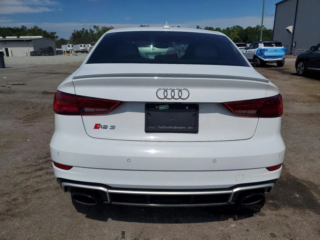 Audi Rs3 QUATTRO* КОЖА* ПОДГРЕВ* ПАНО* КАМЕРА* LED* , снимка 6 - Автомобили и джипове - 55528285
