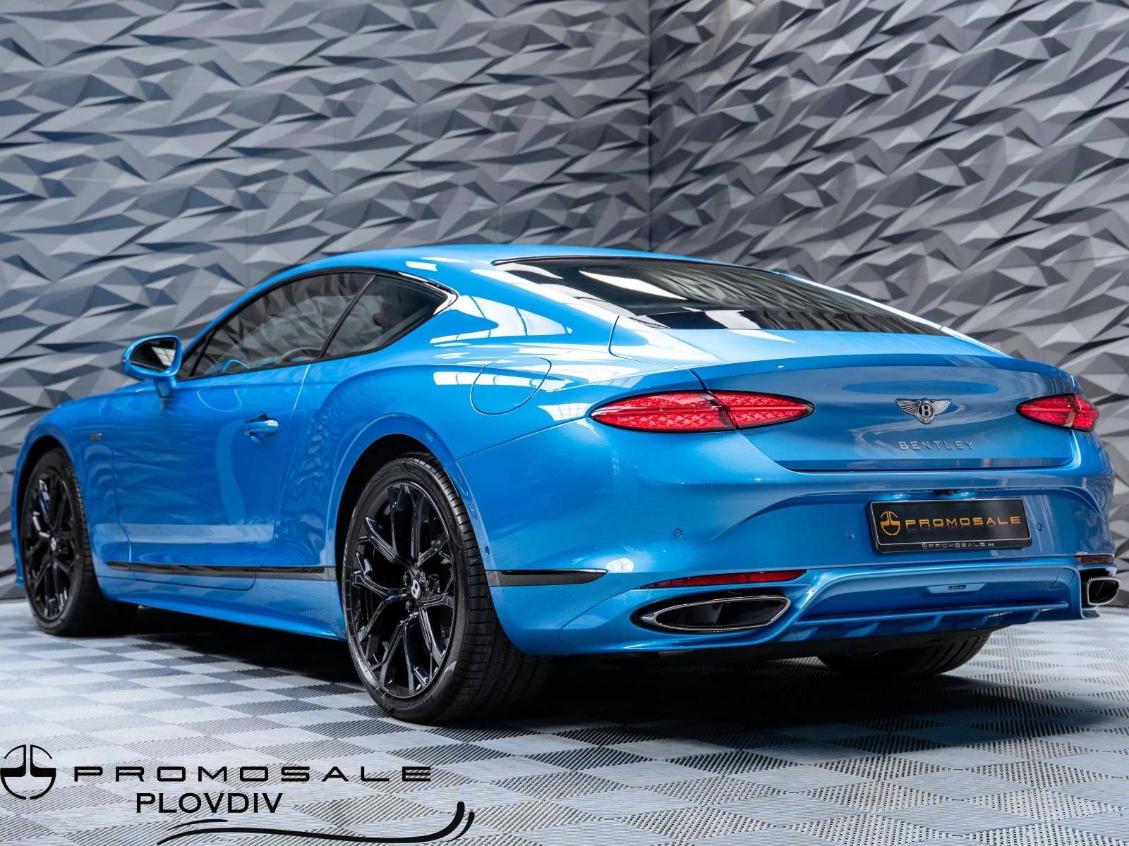 Bentley Continental gt SPEED* Ceramic Brakes FIRST EDITION* V8 HYBRID* 36, снимка 2 - Автомобили и джипове - 55615854