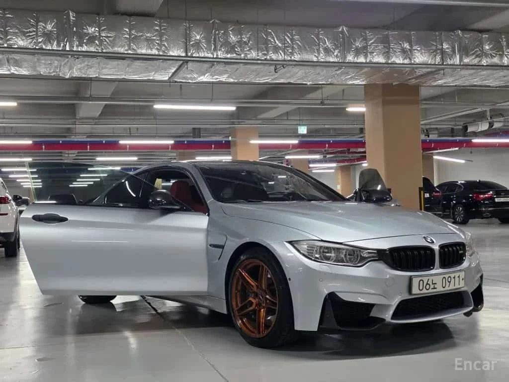BMW M4 Coupe / CARBON / ЦЕНА ДО БЪЛГАРИЯ, снимка 3 - Автомобили и джипове - 55770147
