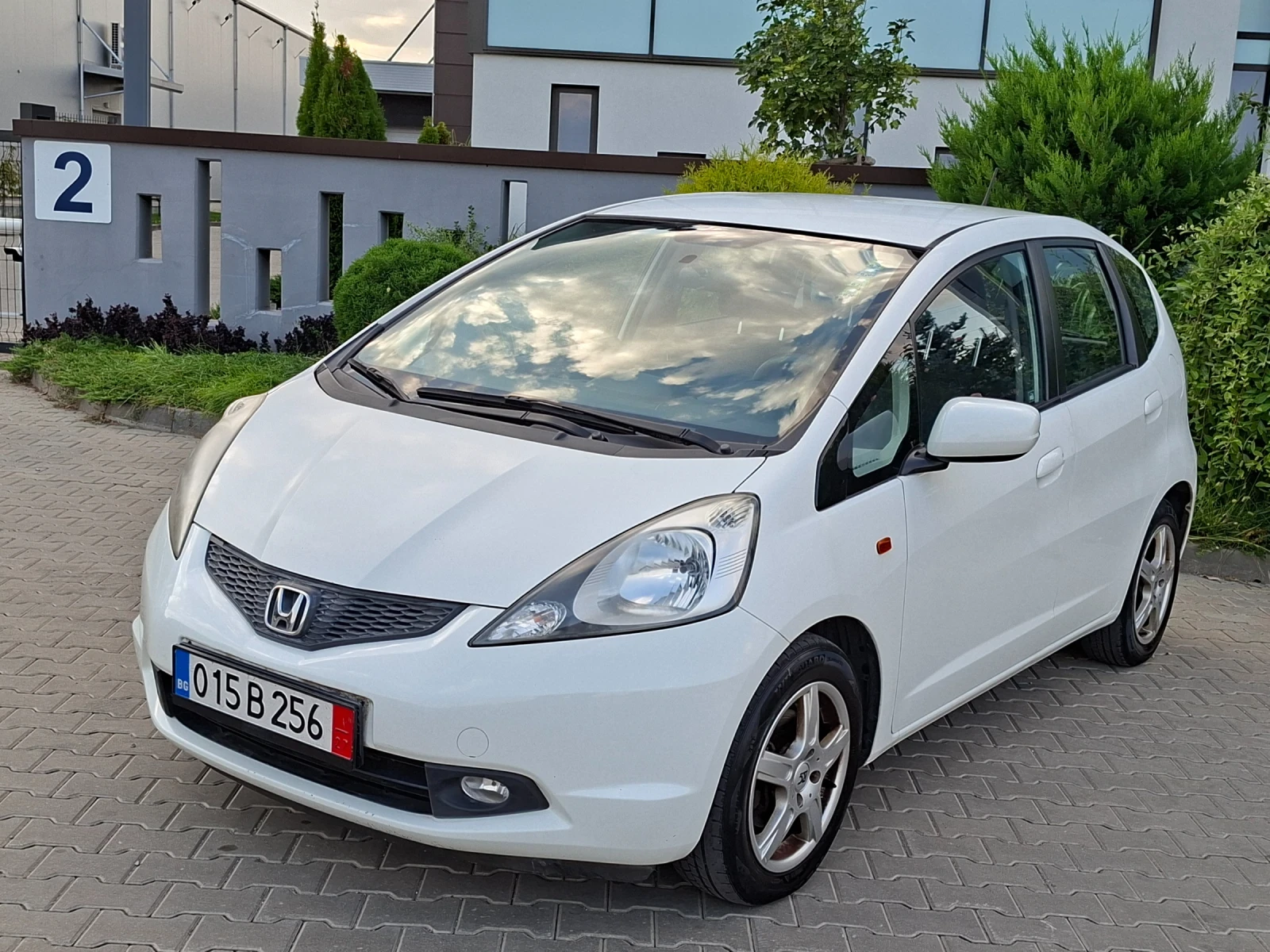 Honda Jazz 1.4i* (99кс)* FACELIFT* НОВ ВНОС* , снимка 3 - Автомобили и джипове - 55904700