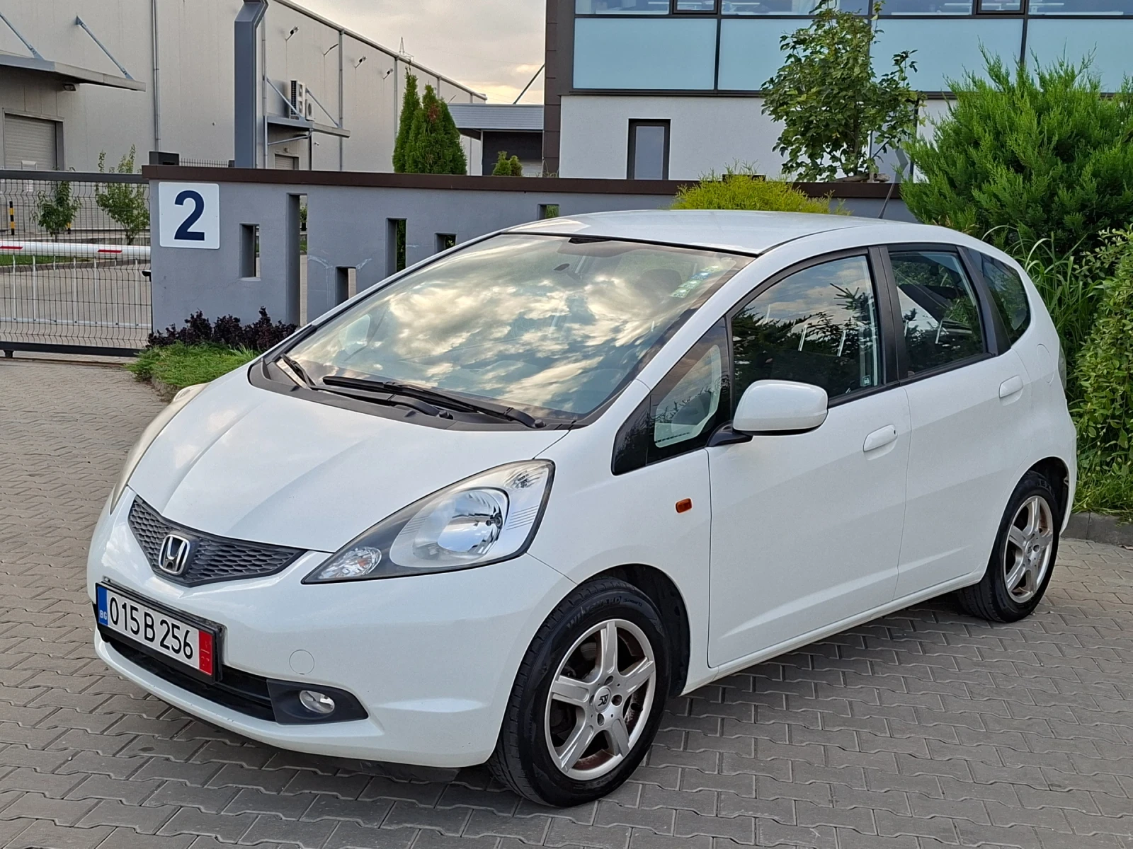 Honda Jazz 1.4i* (99кс)* FACELIFT* НОВ ВНОС* , снимка 5 - Автомобили и джипове - 55904700