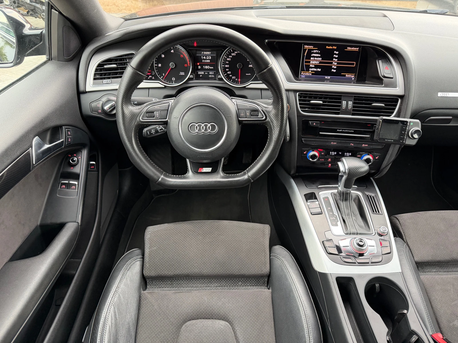 Audi A5 2.0TDI S-line FACELIFT, снимка 11 - Автомобили и джипове - 56167745