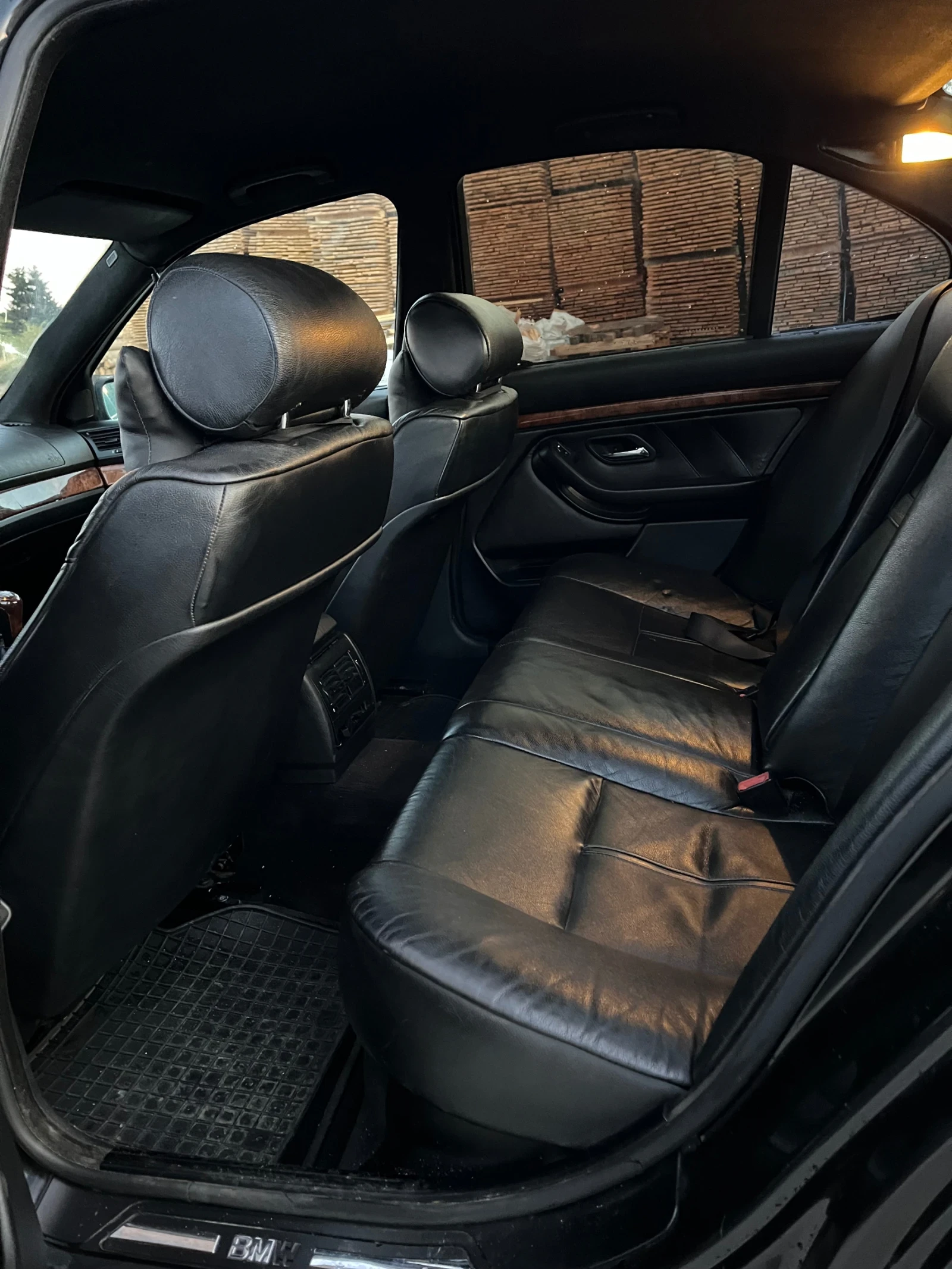 BMW 525, снимка 7 - Автомобили и джипове - 56331171