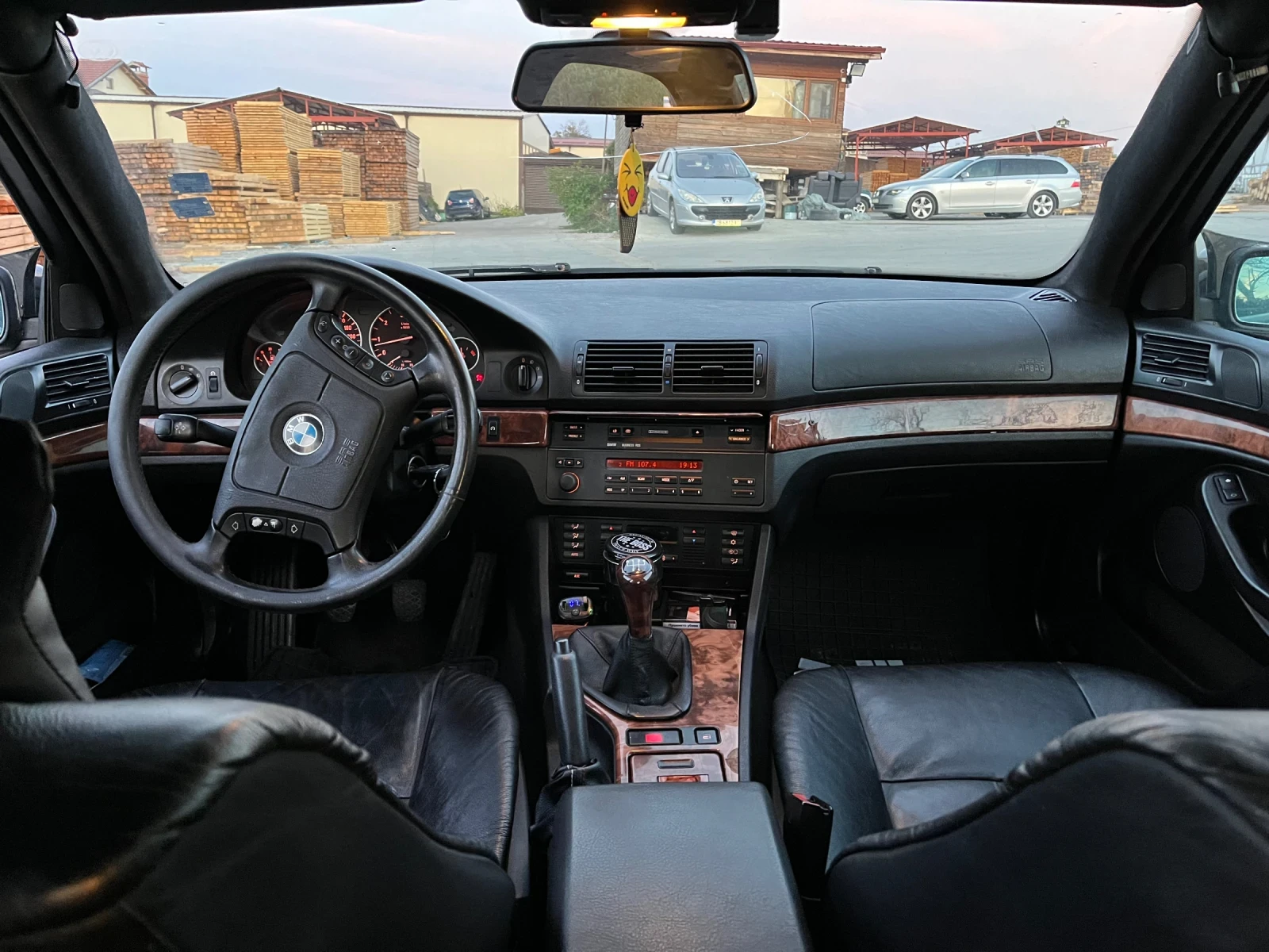 BMW 525, снимка 11 - Автомобили и джипове - 56331171
