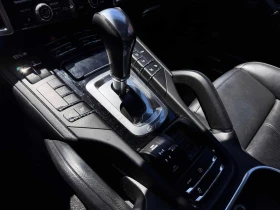 Porsche Cayenne * AWD 4dr * CARFAX * ЦЕНА ДО БГ | Auto.bg — изображение 17