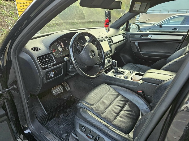 VW Touareg 3.0 TDI BMT, снимка 9 - Автомобили и джипове - 46399667