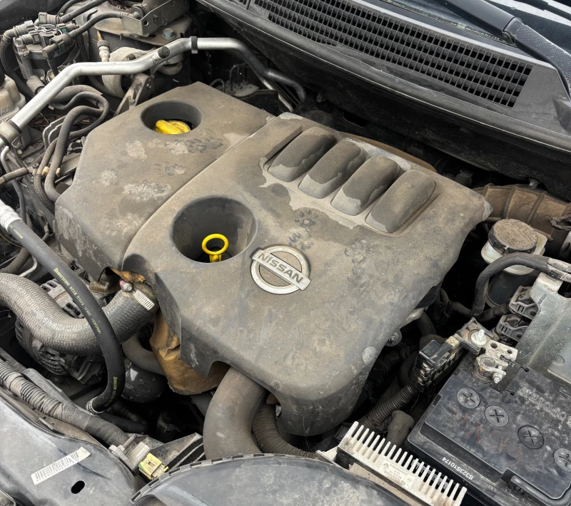 Nissan Qashqai 1.5 DCI, снимка 10 - Автомобили и джипове - 51842173