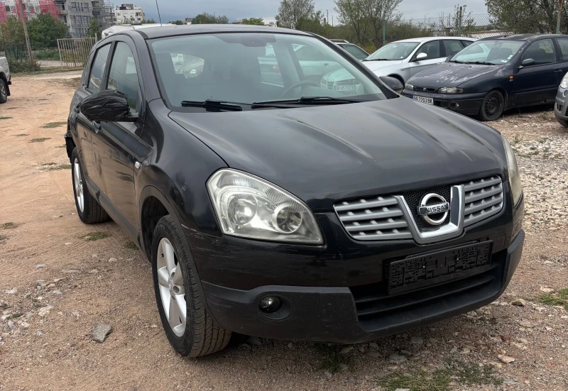 Nissan Qashqai 1.5 DCI, снимка 2 - Автомобили и джипове - 51842173