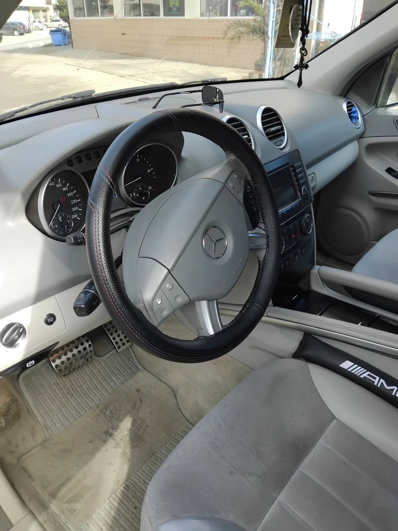 Mercedes-Benz ML, снимка 15 - Автомобили и джипове - 53398924