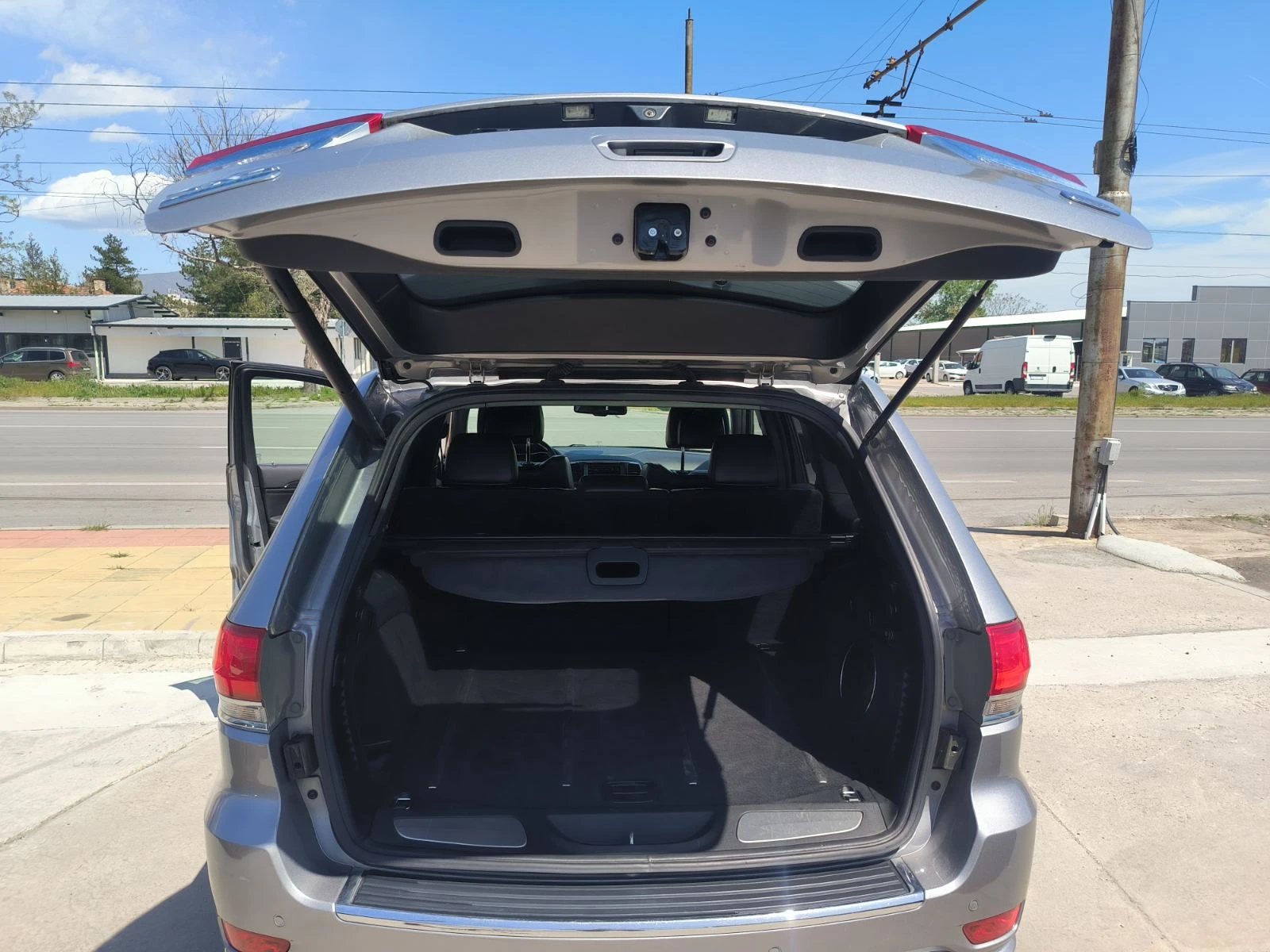 Jeep Grand cherokee 3.0d-Navi-Kamera-Keyless | Mobile.bg � ����������� 11