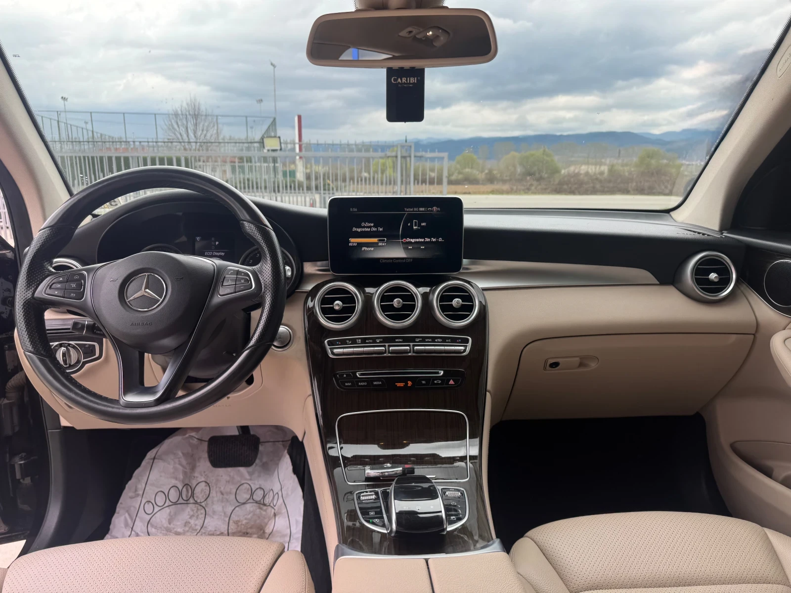 Mercedes-Benz GLC 300 4MATIC * TOP - изображение 3